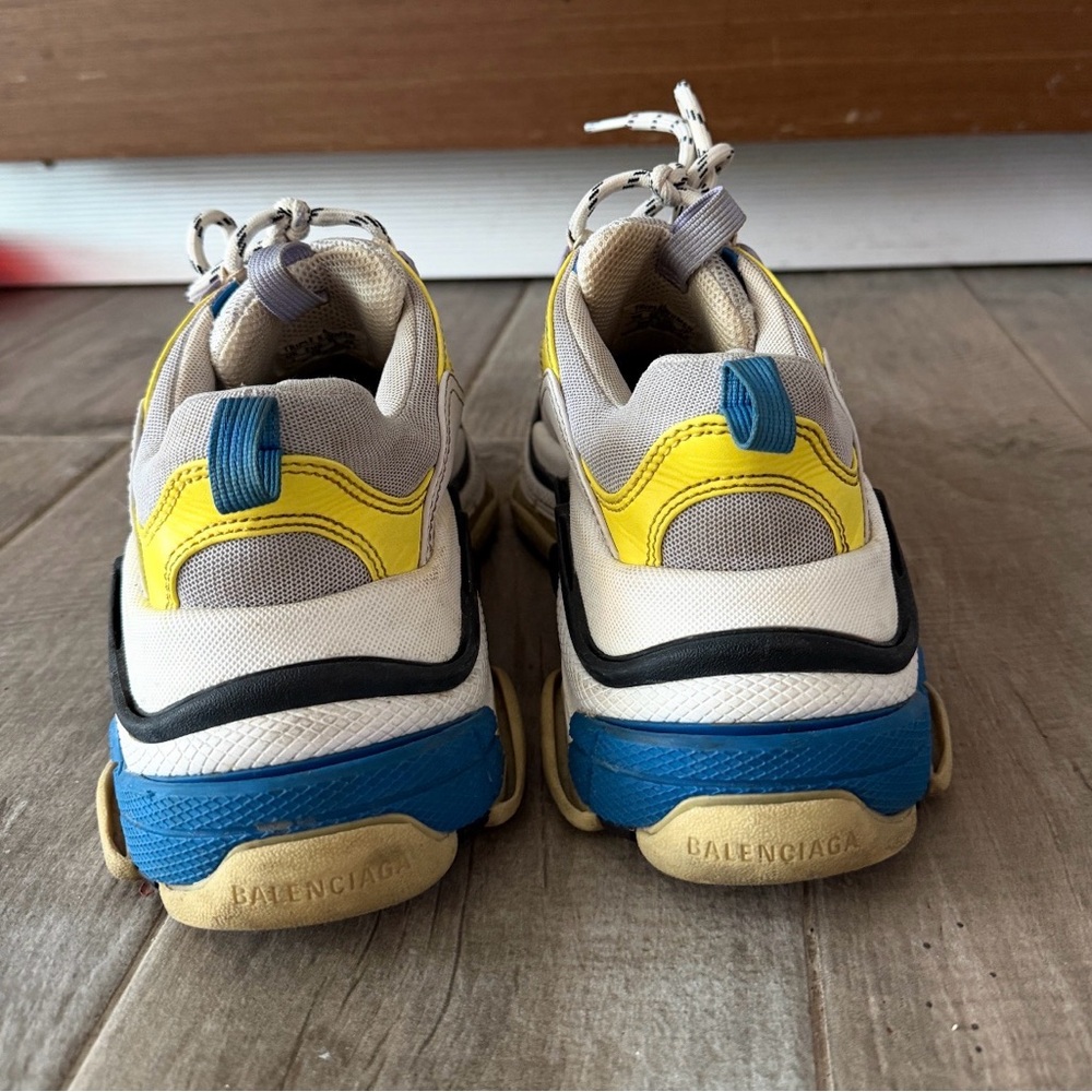 Balenciaga Gray and Yellow triple s leather - Picture 2 of 2